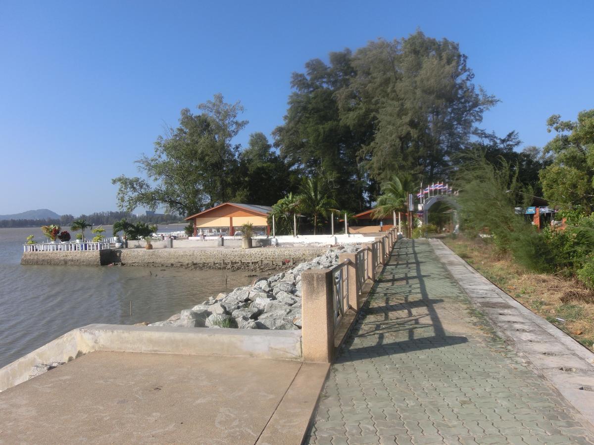 Pek House Apartment Phuket Ngoại thất bức ảnh
