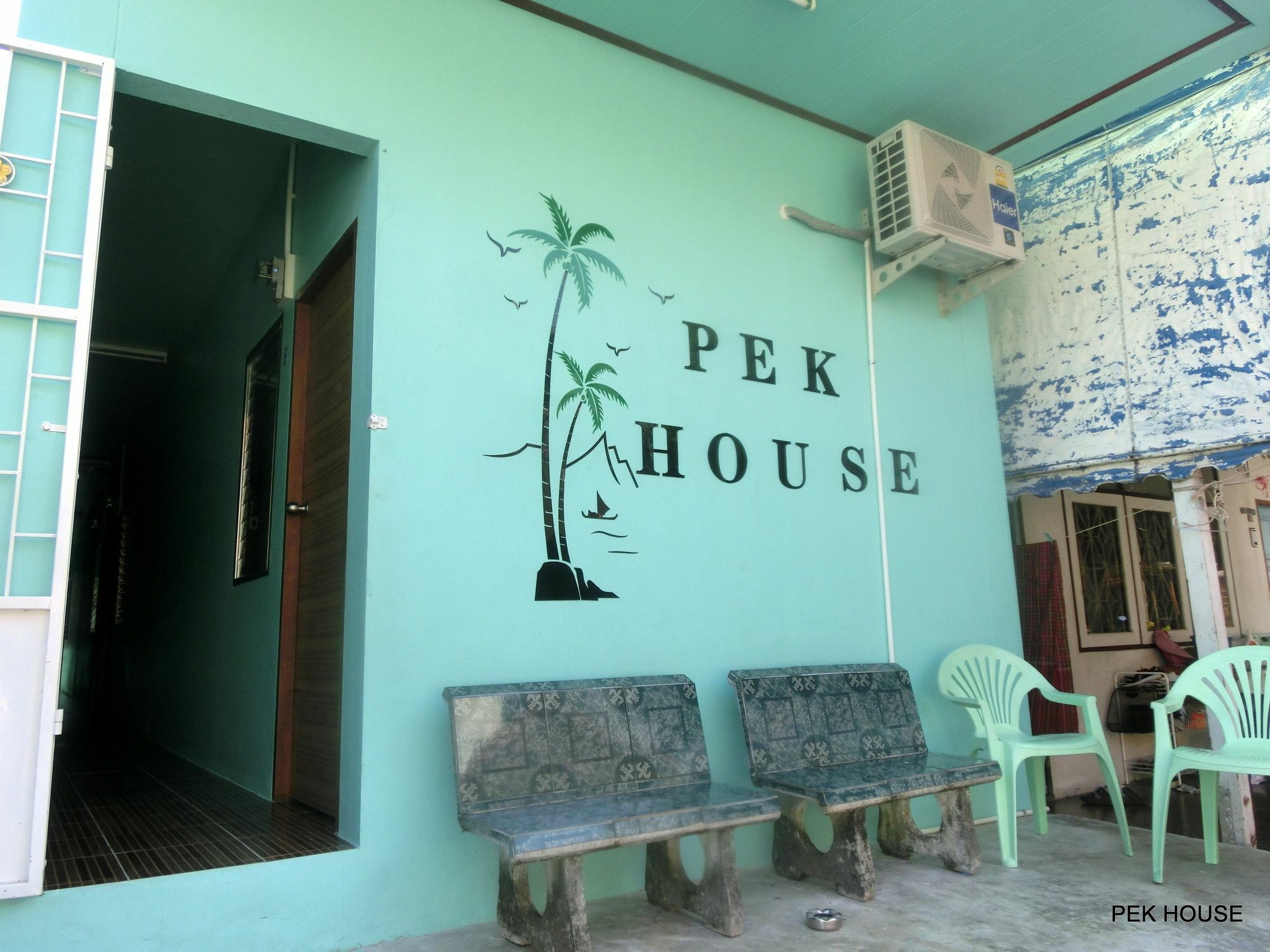 Pek House Apartment Phuket Ngoại thất bức ảnh